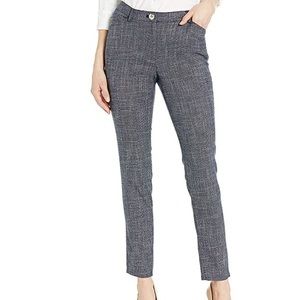 BNWOT Tommy Hilfiger skinny pant